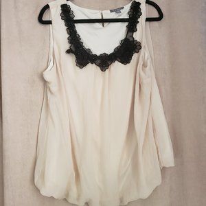 Sleeveless Roz and Ali Top